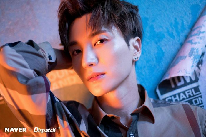 Leeteuk (Super Junior) bày tỏ sự bức xúc với nhóm hacker đang cố gắng đăng nhập vào tài khoản mạng xã hội của mình. "Làm ơn đừng hack tài khoản của tôi nữa, nghiêm túc đấy. Chuyện này thật là stress. Làm ơn dừng lại đi", nam thần tượng chia sẻ trên instagram.