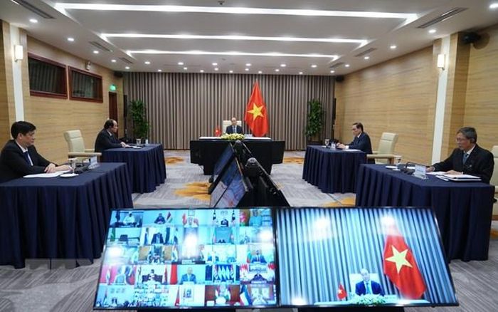 Chiều tối 4/5/2020, tại Trụ sở Chính phủ, Thủ tướng Nguyễn Xuân Phúc dự và phát biểu tại Hội nghị Cấp cao trực tuyến Phong trào không liên kết nhằm ứng phó với đại dịch COVID-19. (Ảnh: Thống Nhất/TTXVN)
