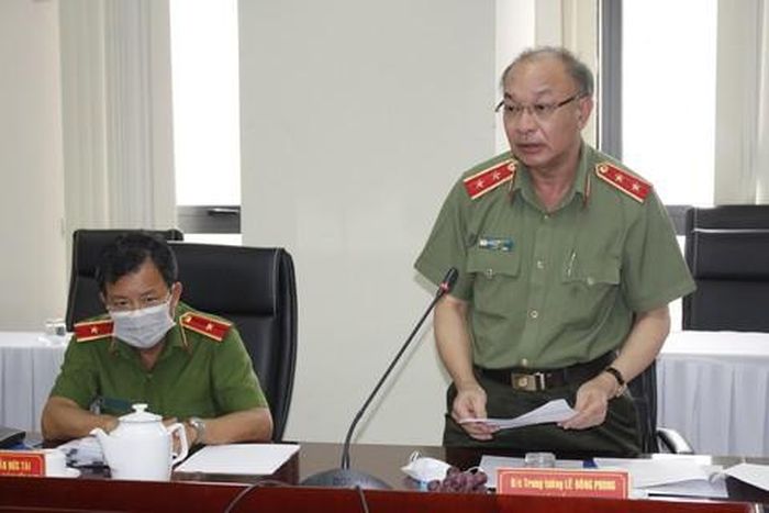 Trung tướng Lê Đông Phong – Giám đốc CATP phát biểu tại cuộc họp.
