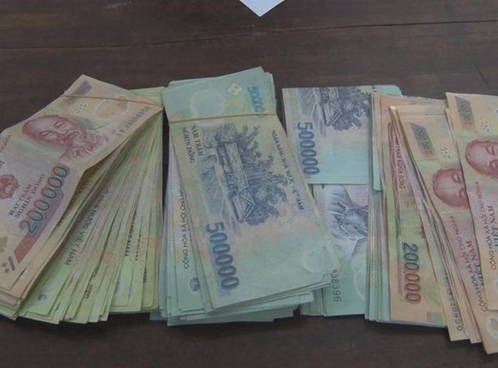 Tang vật do Việt lấy trộm được Công an TP Huế thu giữ.