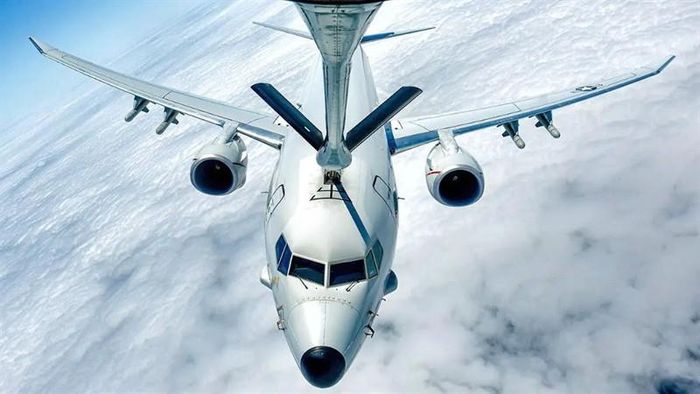 "Đó (các hệ thống tác chiến điện tử của Nga) là những thách thức lớn với chúng tôi nhưng chúng tôi cũng có cơ hội trải nghiệm tác chiến ở môi trường mà ngay cả các trung tâm huấn luyện tại Mỹ cũng không thể mô phỏng theo. EW Nga từng nhiều lần khiến EC-130H Compass Call không thể tấn công mục tiêu. Vì vậy, nó có thể đủ sức khiến máy bay trinh sát P-8A không thể xác định chính xác mục tiêu cần tìm", Đại tá Mỹ nói.
