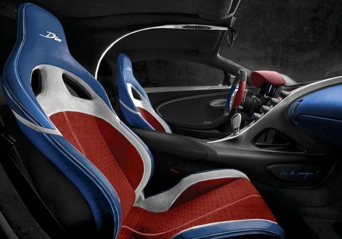  Nội thất đầy màu sắc của Bugatti Divo. 