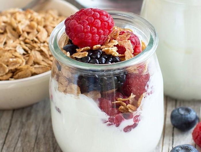  Món tráng miệng giống như sữa chua này được ăn lạnh 
