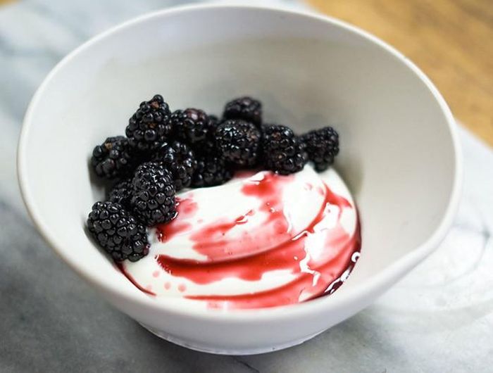  Một trong những món tráng miệng hấp dẫn nhất tại xứ sở Iceland là Skyr 