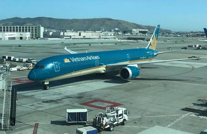  Chiếc Boeing 787-10 số hiệu VN1 của Vietnam Airlines hạ cánh tại sân bay quốc tế San Francisco ngày 7/5. Ảnh: BNG. 