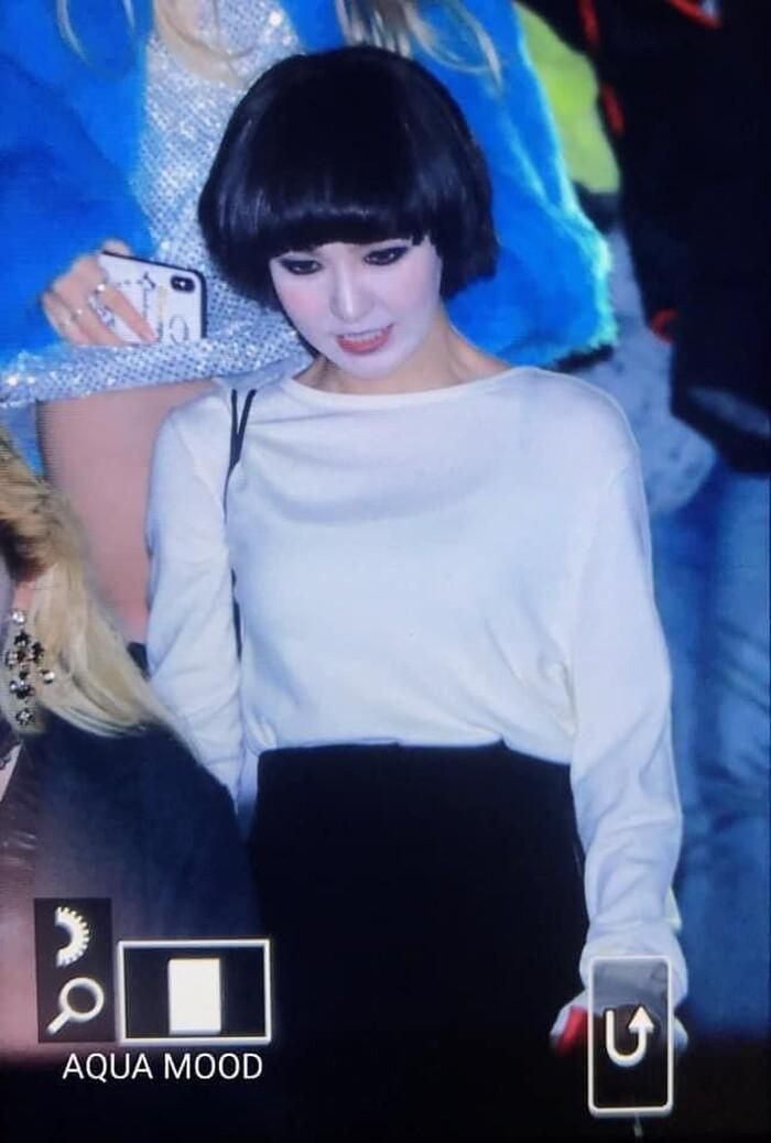 Ggương mặt như đi dự tiệc Halloween của Wendy khiến không khỏi giật mình thon thót