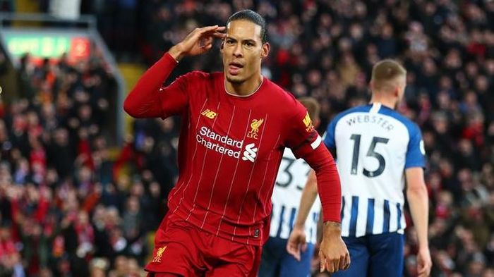 Van Dijk là thủ lĩnh hàng phòng ngự Liverpool. Ảnh: Getty.