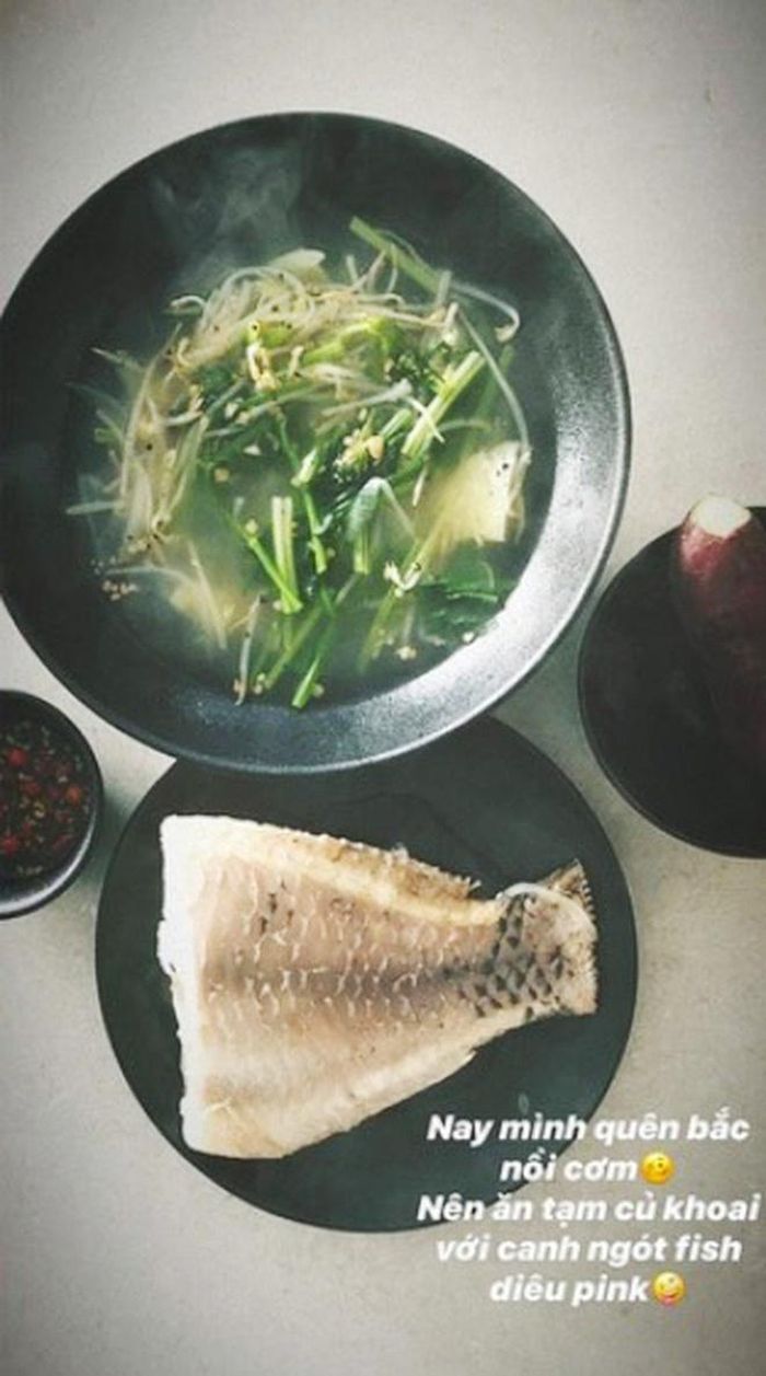 "Mỗi người sẽ cần một chế độ dinh dưỡng phù hợp riêng và sự giúp đỡ của huấn luyện viên có chuyên môn. Bản thân tôi cũng có huấn luyện viên riêng để xây dựng thực đơn và thiết kế bài tập", Miu Lê nhấn mạnh. Có thể thấy nữ chính phim Cô gái đến từ hôm qua ăn uống khá đa dạng với các loại thực phẩm khác nhau, đặc biệt là cô không loại bỏ cơm trắng ra khỏi khẩu phần ăn của mình.