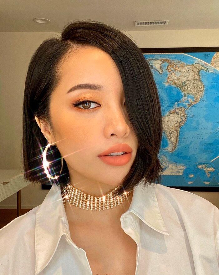 Cô nàng hiện đang là chủ sở hữu của 1 thương hiệu mỹ phẩm và 1 công ty làm đẹp được định giá tới 500 triệu USD. (Ảnh: Michelle Phan Instagram)