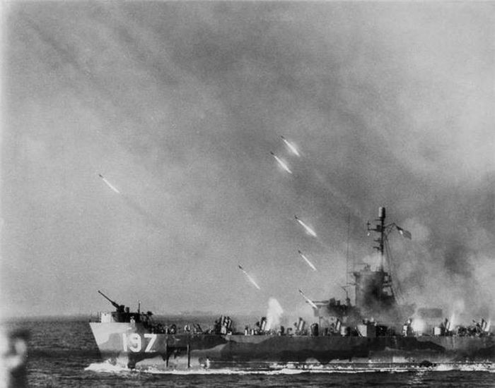 Trận chiến Okinawa năm 1945.