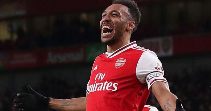 Arsenal không còn lựa chọn nào khác ngoài bán Aubameyang
