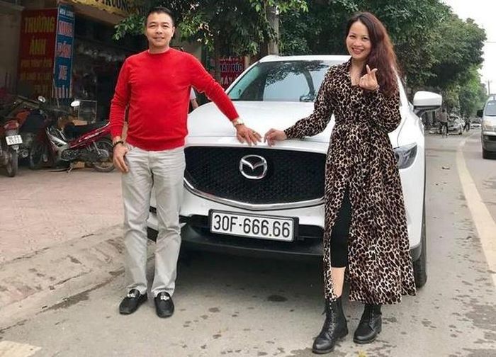 Chiếc Mazda CX-5 biển số ngũ quý 6 có giá niêm yết 999 triệu đồng nhưng được rao bán hơn 3 tỷ đồng