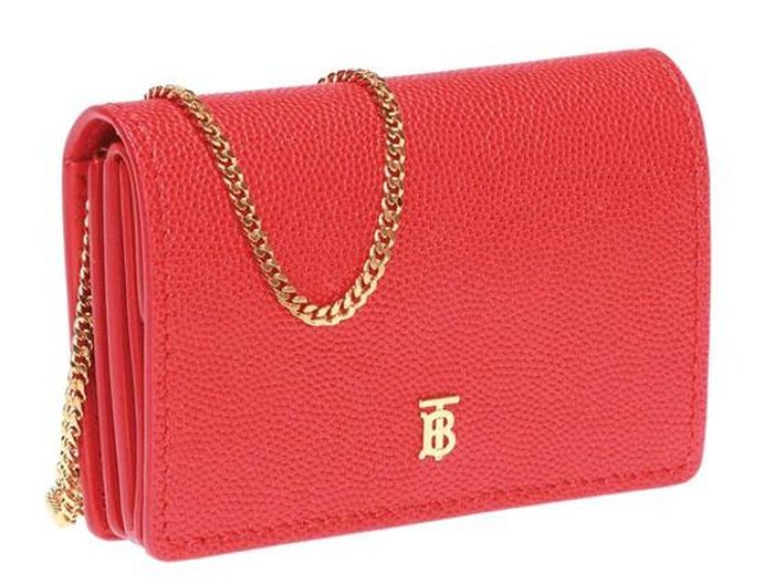Giá: 12,5 triệu đồng trên burberry.com.