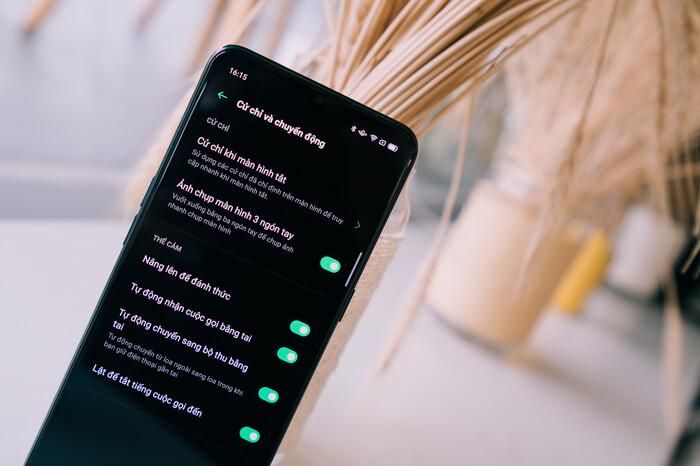 Rất nhiều tùy chọn thông minh trên OPPO Reno3 để bạn có thể thao tác nhanh mà không cần chạm tay lên màn hình.