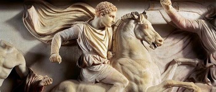 Theo đó, khi ngoài 20 tuổi, Alexander Đại đế trở thành nhà cầm quân xuất trúng trăm trận trăm thắng và chưa từng nếm mùi thất bại.