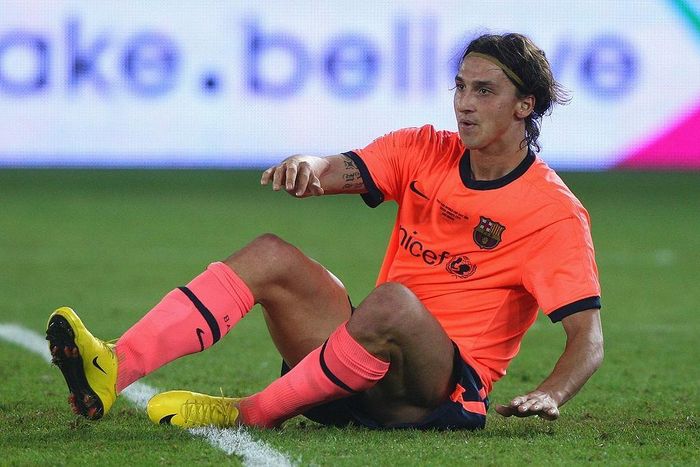  Zlatan Ibrahimovic đã đánh mất chính mình và chỉ chơi cho Barca trong mùa giải 2009/10. 