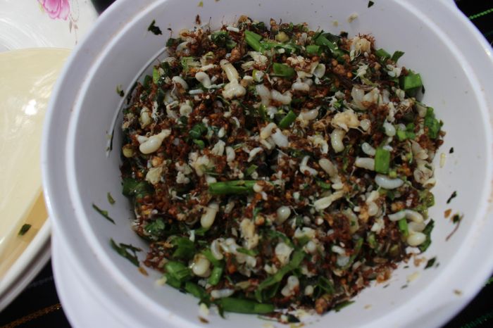 Đậu đũa giã trứng kiến