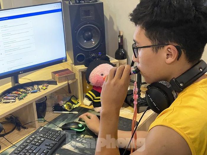 Với thuốc lá điện tử, thuốc lá kiểu mới, các chiến dịch quảng cáo hiện đang hướng đến thanh niên, như giới thiệu nhiều thiết kế "sành điệu", sử dụng tiện lợi, hương vị mới làm cho giới trẻ coi nhẹ những rủi ro với sức khỏe