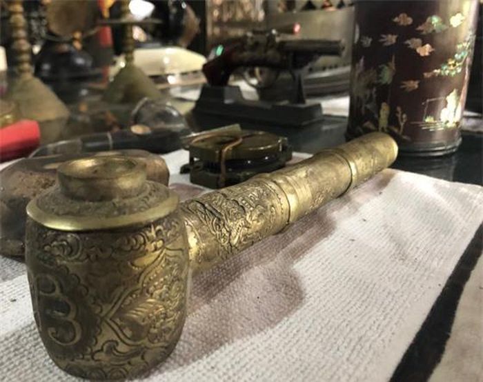 Ống tẩu, một trong những giới thượng lưu ngày xưa mới sử dụng