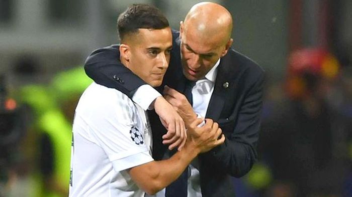 Dù Vazquez được Zidane ủng hộ, nhưng tương lai của anh ở Real Madrid vẫn không rõ ràng 