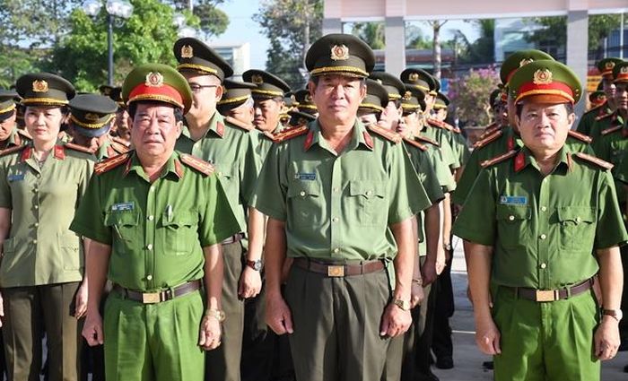 Đợt cao điểm tạo khí thế thi đua sôi nổi, góp phần bảo đảm an ninh trật tự phục vụ Đại hội Đảng các cấp. Ảnh: Hồ Giang 