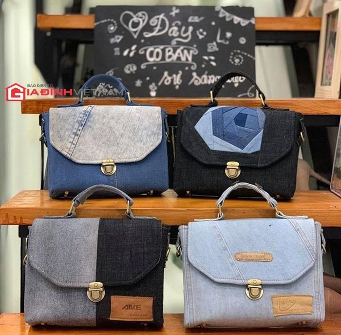 Từ những chiếc quần áo jean cũ vứt đi, Hải Yến đã tạo ra những chiếc túi xách, đồ chơi xinh xắn thu nhập hàng chục triệu đồng mỗi tháng, tạo công việc làm thường xuyên cho 4 người