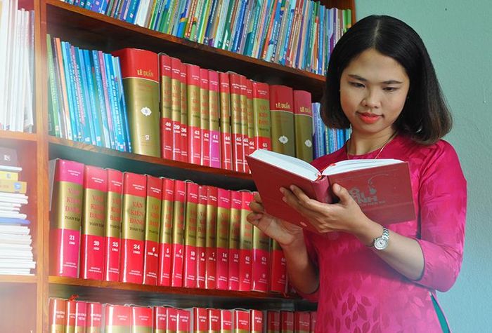  Trịnh Thị Thùy Vân không ngừng học hỏi, trau dồi để hoàn thiện bản thân. Ảnh: Q.H 