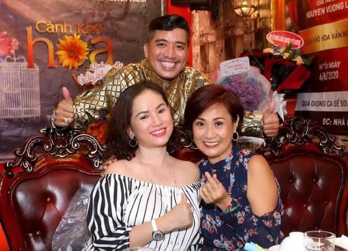 Nữ ca sĩ Phương Giao chuốt lại bài hát