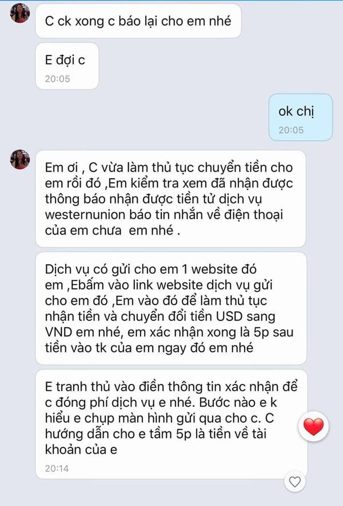 Các đối tượng lừa đảo nhắn tin cho người bán hàng.