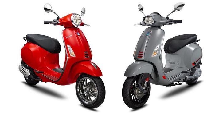 Mẫu Vespa Primavera và Sprint tích hợp đèn nhận diện cùng cụm đèn xi-nhan ở mặt trước