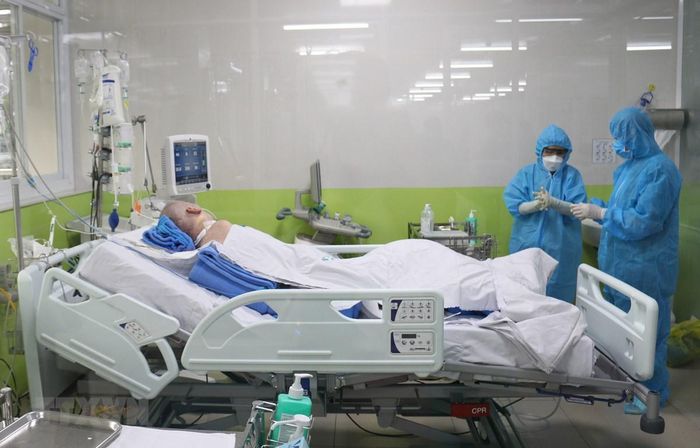 Bệnh nhân 91 sau khi được ngưng ECMO chiều 3/6. (Ảnh: TTXVN phát)