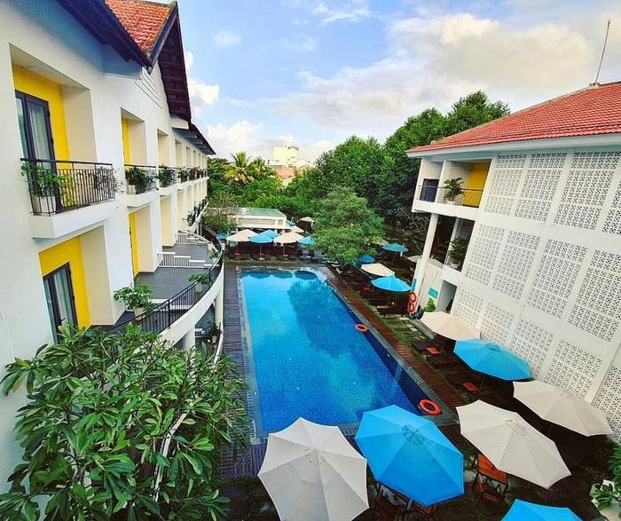 Những khách sạn đầy đủ tiện nghi, nằm sát trung tâm phố cổ, thường được đánh giá cao. Ảnh: Huyen_trang1987.