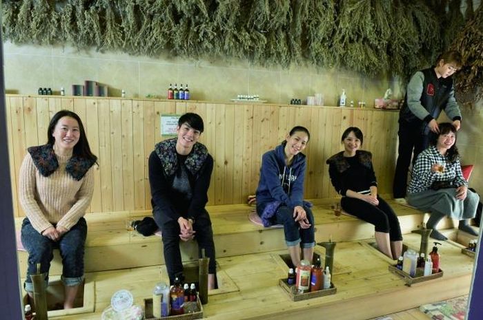 Du khách trải nghiệm dịch vụ du lịch ở Hàn Quốc