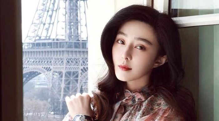 Phạm Băng Băng từng nhiều lần dính tin đồn cặp đại gia, có thai với đại gia.