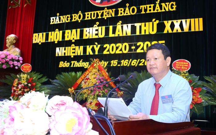 Bí thư Tỉnh ủy Nguyễn Văn Vịnh phát biểu chỉ đạo tại Đại hội.