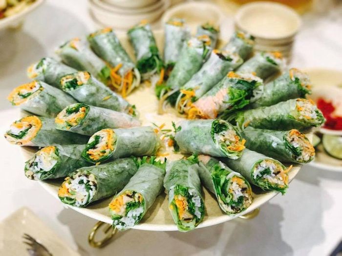 Các món cuốn thường được lựa chọn vào mùa hè