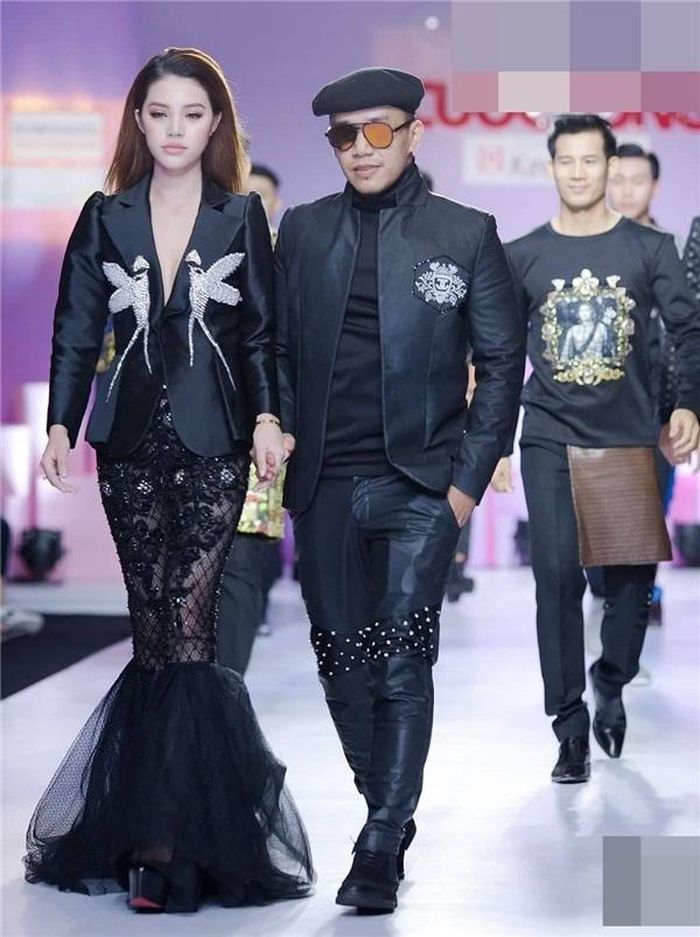 Giang Giang và Hoa hậu Jolie Nguyễn.
