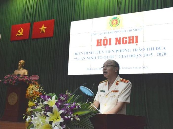 Trung tướng Lê Đông Phong, Giám đốc Công an TP Hồ Chí Minh, phát biểu khai mạc hội nghị.