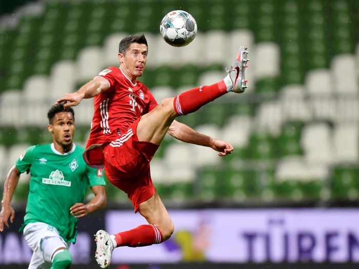 Lewy là tiền đạo có phong độ tốt nhất hiện nay. Ảnh: Getty Images.