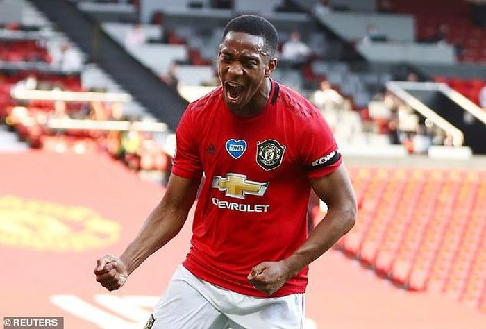  Martial cho thấy nhiều phẩm chất có thể đá "số 9" ở sân Old Trafford. Ảnh: Reuters. 