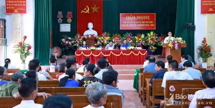 Toàn cảnh hội nghị tiếp xúc cử tri xã Nam Thành, huyện Yên Thành. Ảnh: Thành Duy