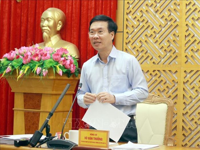 Đồng chí Võ Văn Thưởng phát biểu tại buổi làm việc.