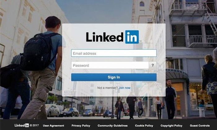 Trang web giả mạo giống hệt LinkedIn để đánh cắp thông tin của người dùng 