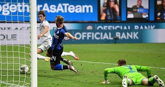 Một cựu sao Ngoại hạng Anh là Eriksen cũng góp công vào chiến thắng của Inter