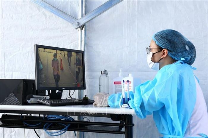Việt Nam nỗ lực kiểm soát dịch COVID-19. Ảnh: TTXVN