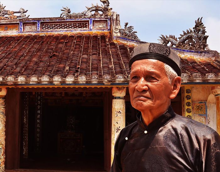 Trong ký ức của các cụ già trên đảo vẫn còn lễ phát hỏa chém tướng trùng, tướng nghiệp ảnh: Văn Chương