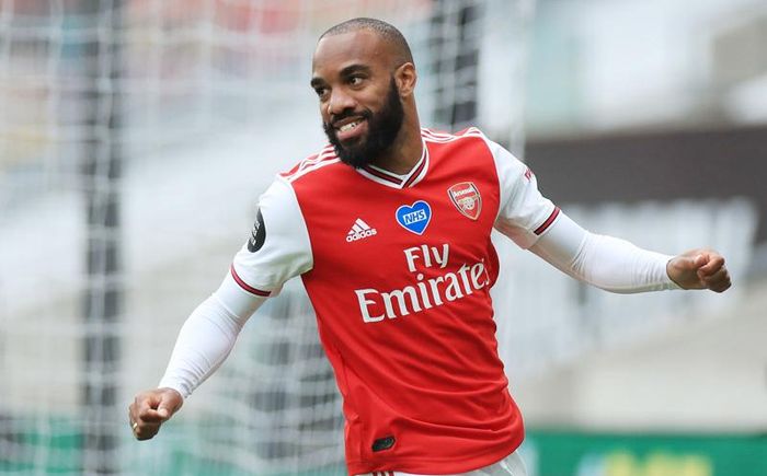 Lacazette ấn định tỷ số 2-0 cho Arsenal