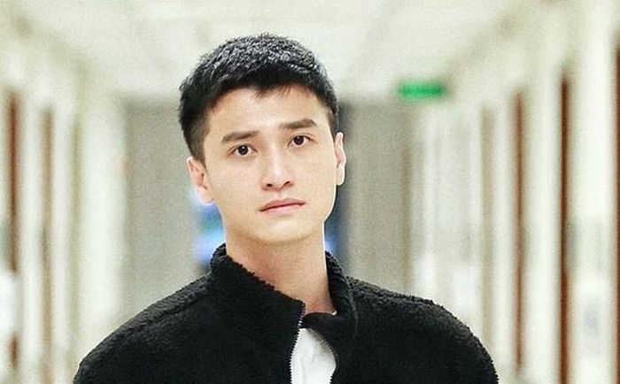"Càng thanh minh, càng rối", Huỳnh Anh chép miệng "Quá chán" khi liên tục bị dư luận "ném đá".