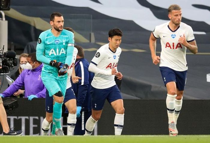  Son và Lloris vẫn tiếp tục ra sân trong hiệp 2 nhờ sự hòa giải của HLV Mourinho và đồng đội. Son chơi đầy nỗ lực trước khi rời sân ở phút 78, trong khi Hugo Lloris duy trì sự tập trung để bảo vệ cách biệt mong manh cho đội chủ nhà. 