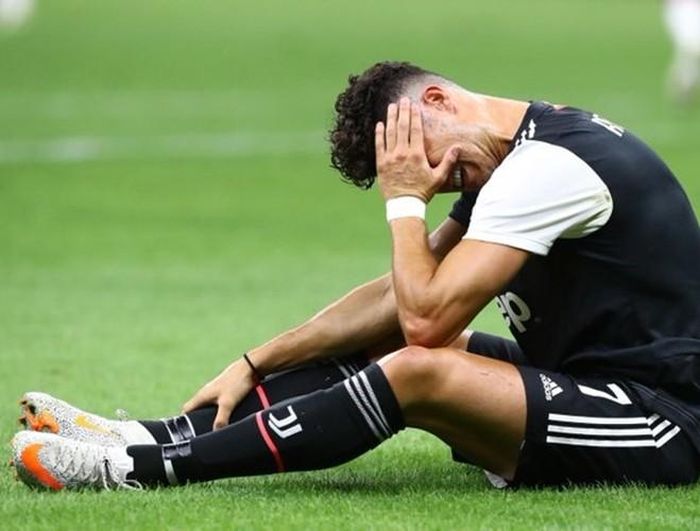  Ronaldo bất lực... 